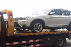 马龙拖车24小时服务电话